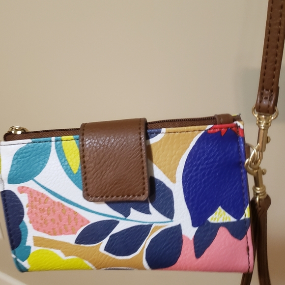 New Without Tags (NWOT) wallet wristlet crossbody bag, featuring a vibrant, mult - Picture 6 of 12